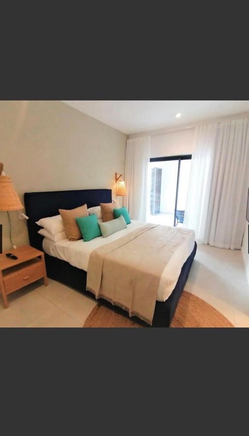 Eastern Blue Beachfront Luxury Apartment Poste Lafayette Exterior foto